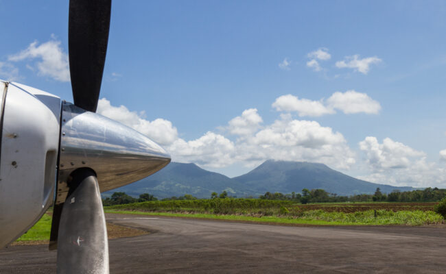 tour a Tikal en avión